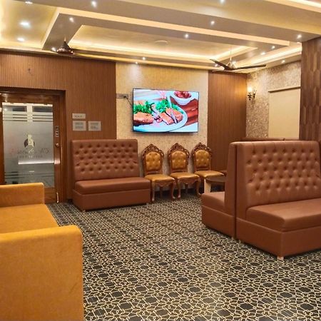 Hotel Windsor Plaza Гайдарабад Екстер'єр фото